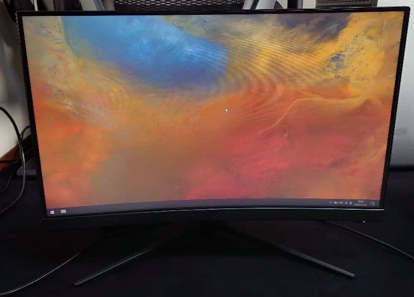 MSI Optix MAG241C 23.6インチ ゲーミングモニター 本体