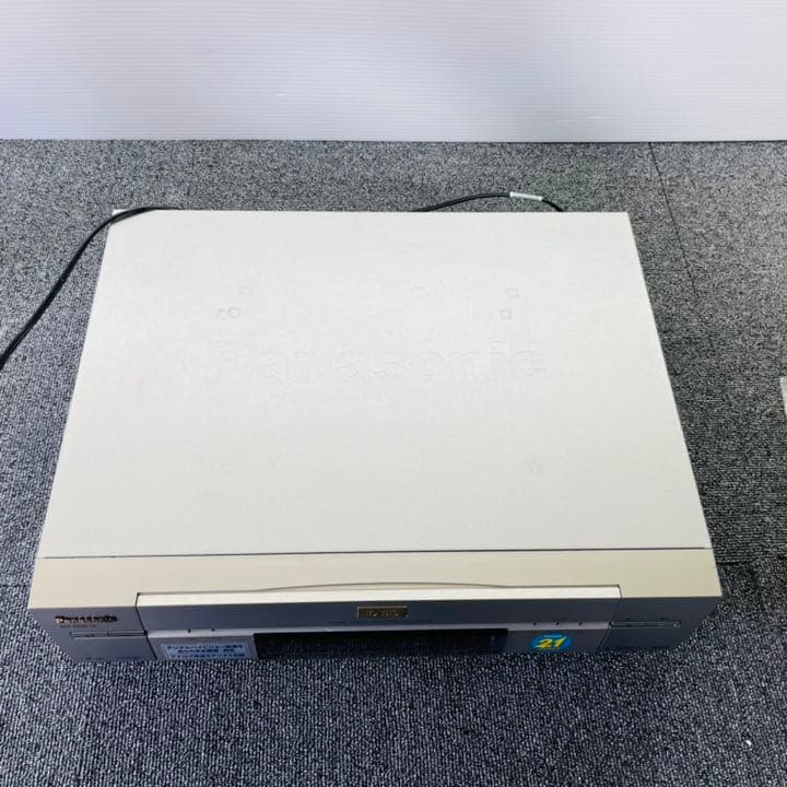 Panasonic ビデオデッキ　NV-DHE10