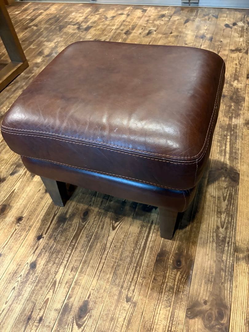 良品　unico 　FRAYE フレイ　レザー　オットマン