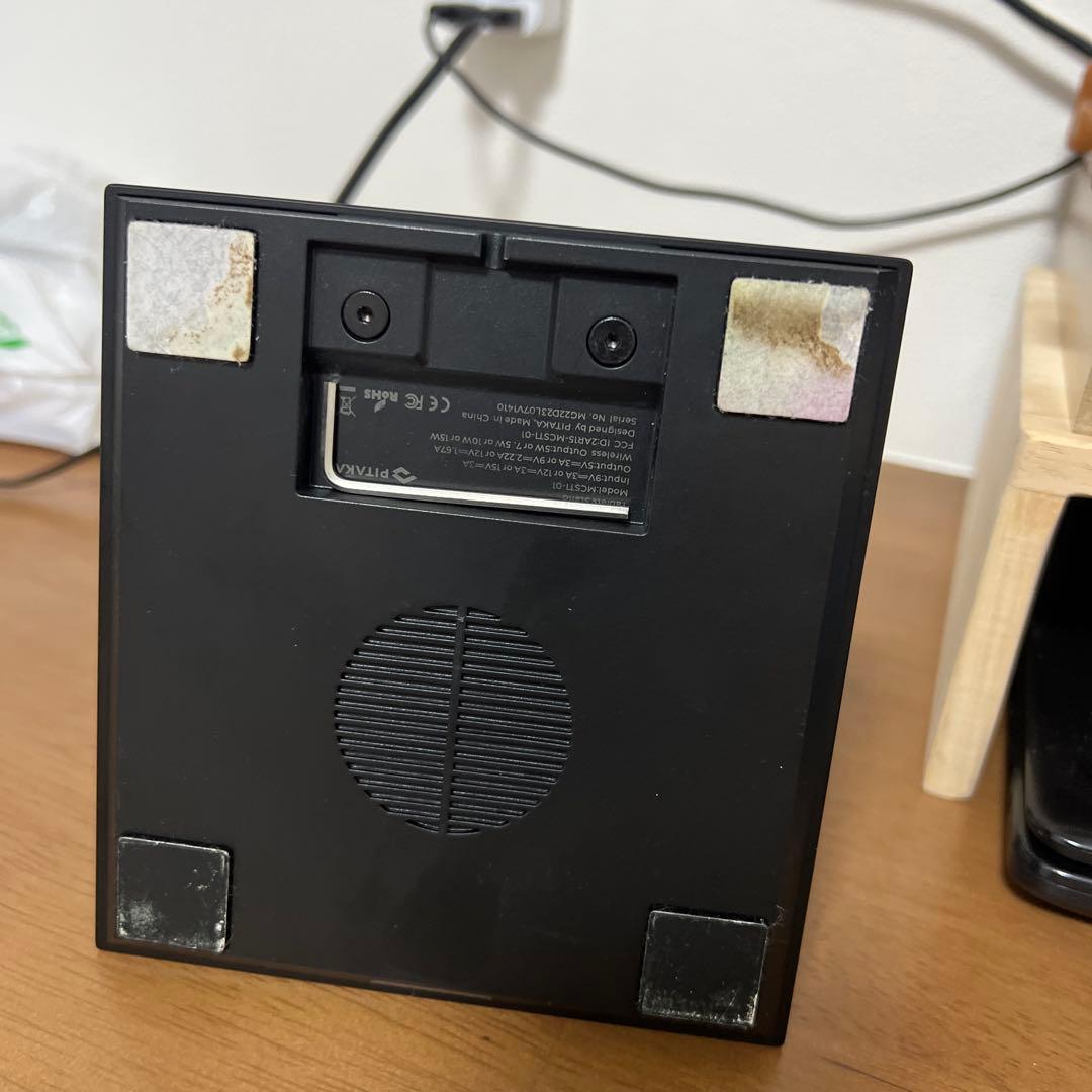 iPadアクセサリー PITAKA MagEZ Charging Stand for Tablets