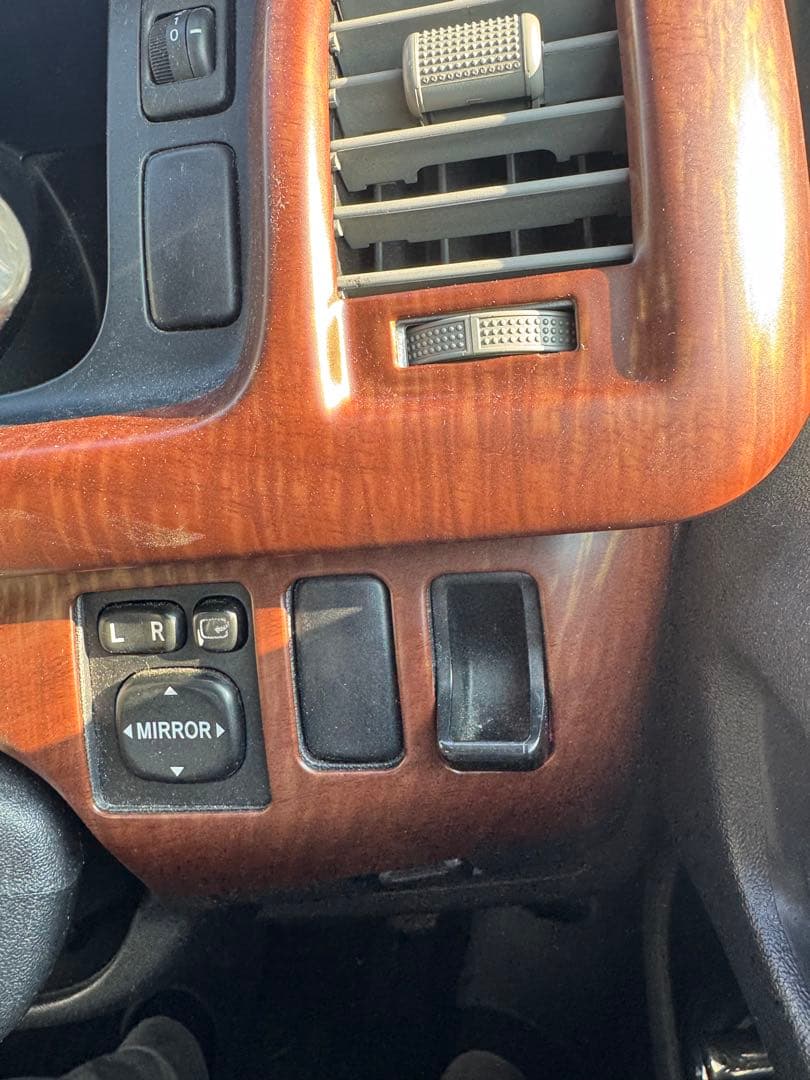 ハイエース インテリアパネル