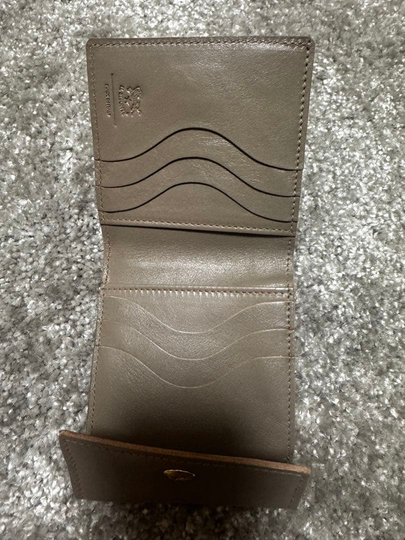 IL BISONTE グレー ケース 新品未使用 イルビゾンテ