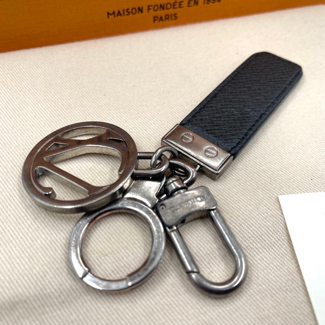 ルイヴィトン キーホルダー キーリング タイガ　ＬＶクラブ　794