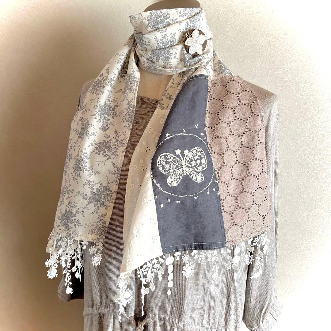 イザベルハンドメイドミナペルホネンforest wingと小花のストール。