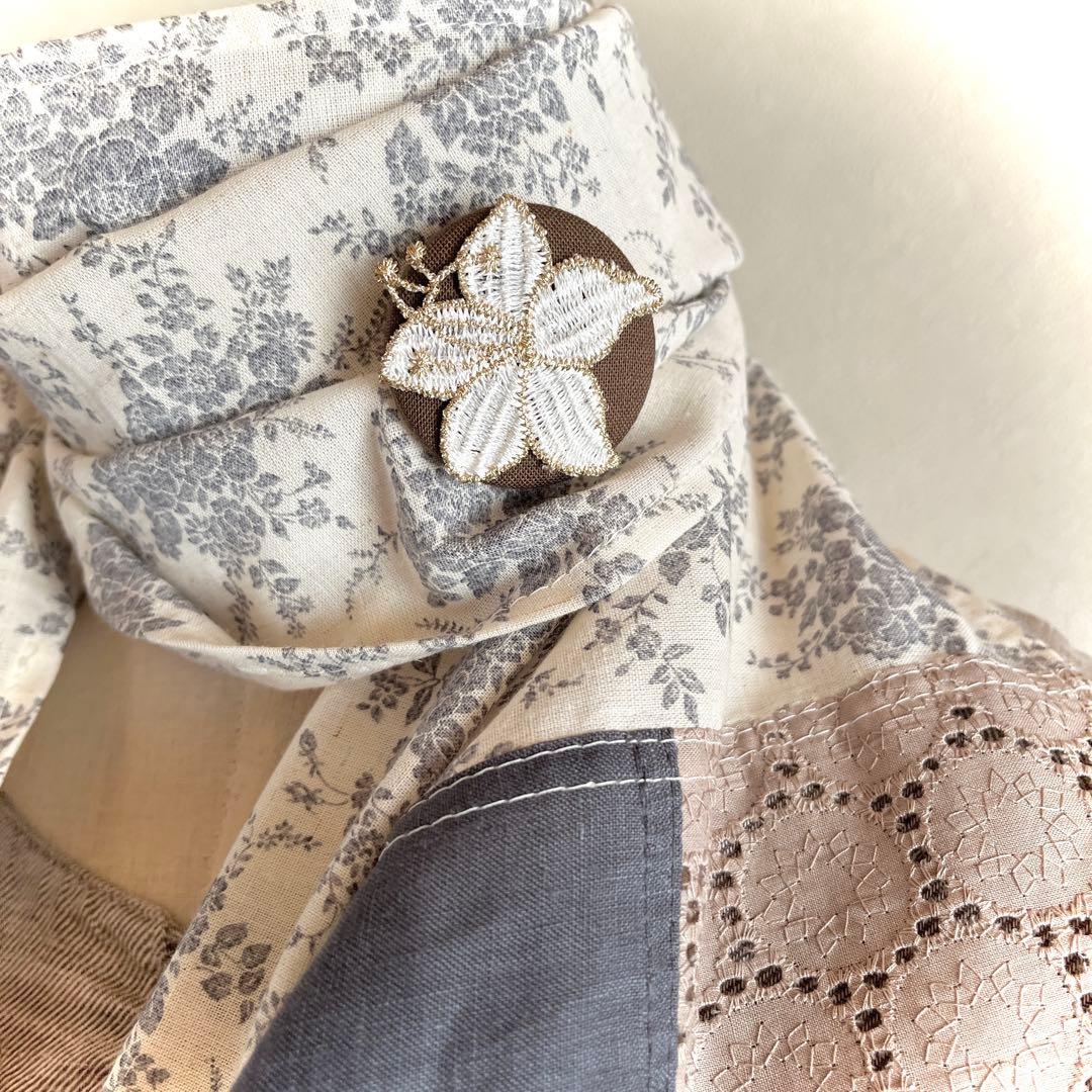 イザベルハンドメイドミナペルホネンforest wingと小花のストール。