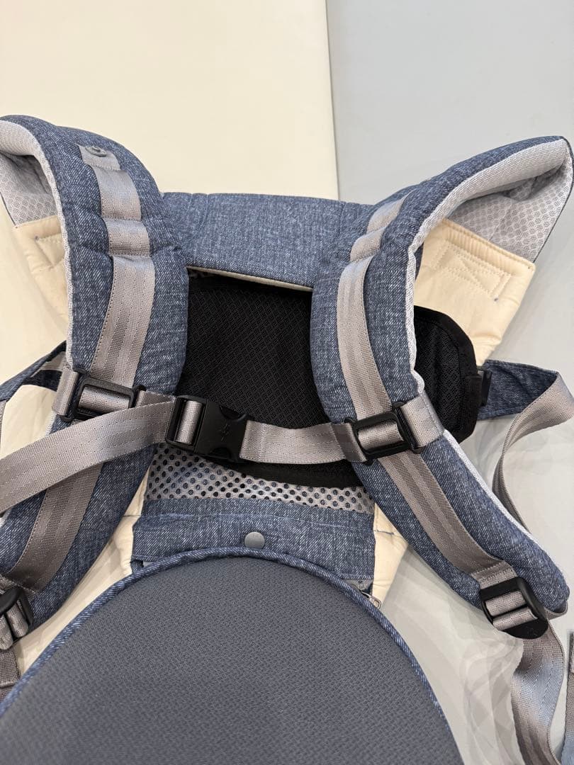 ひろみミキハウス ポグネイ 抱っこ紐 ネイビー デニム調