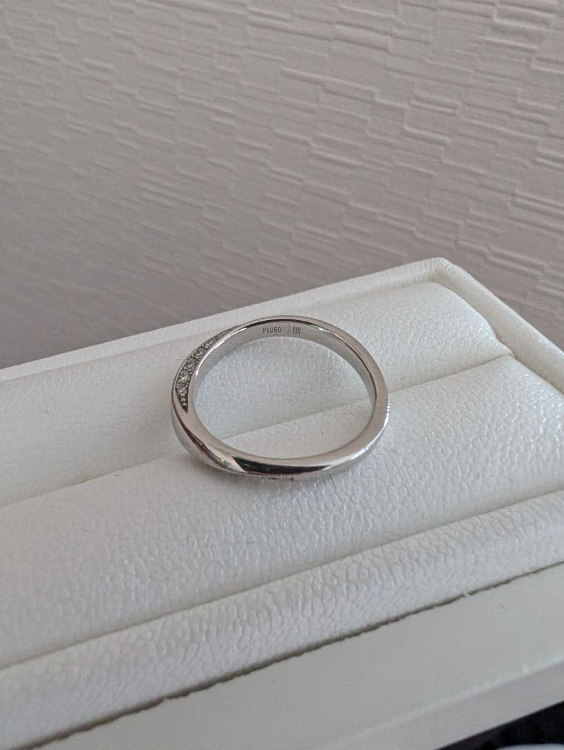 ［美品］俄 niwaka 凛 Pt950 プラチナ ダイヤ リング 8号