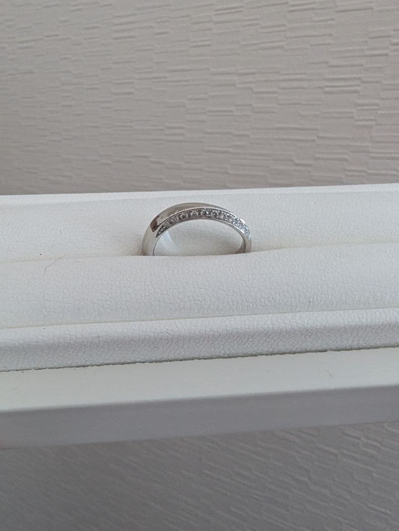 ［美品］俄 niwaka 凛 Pt950 プラチナ ダイヤ リング 8号