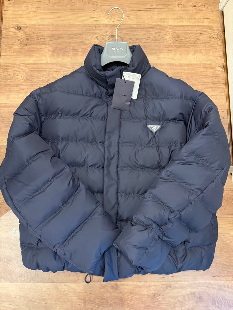 【PRADA】ダウン正規店購入新品未使用品