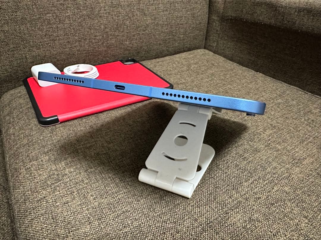 Apple iPad 10世代　64GB 2022 本体 青色 Wi-Fi