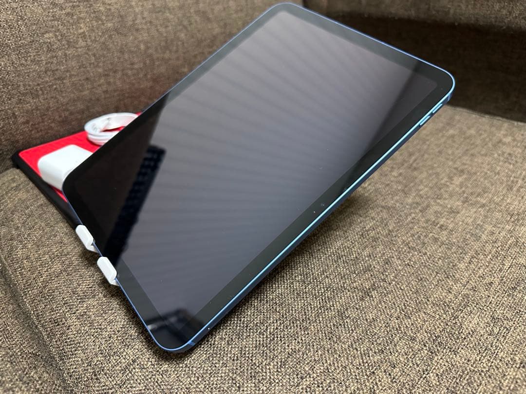 Apple iPad 10世代　64GB 2022 本体 青色 Wi-Fi