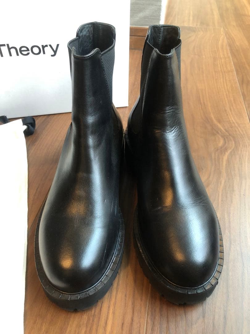 【美品】Theory サイドゴアブーツ