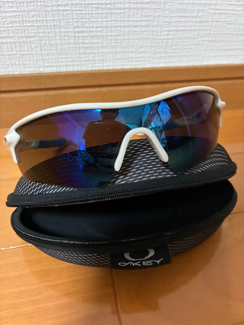 最終SALE OAKLEYサングラス
