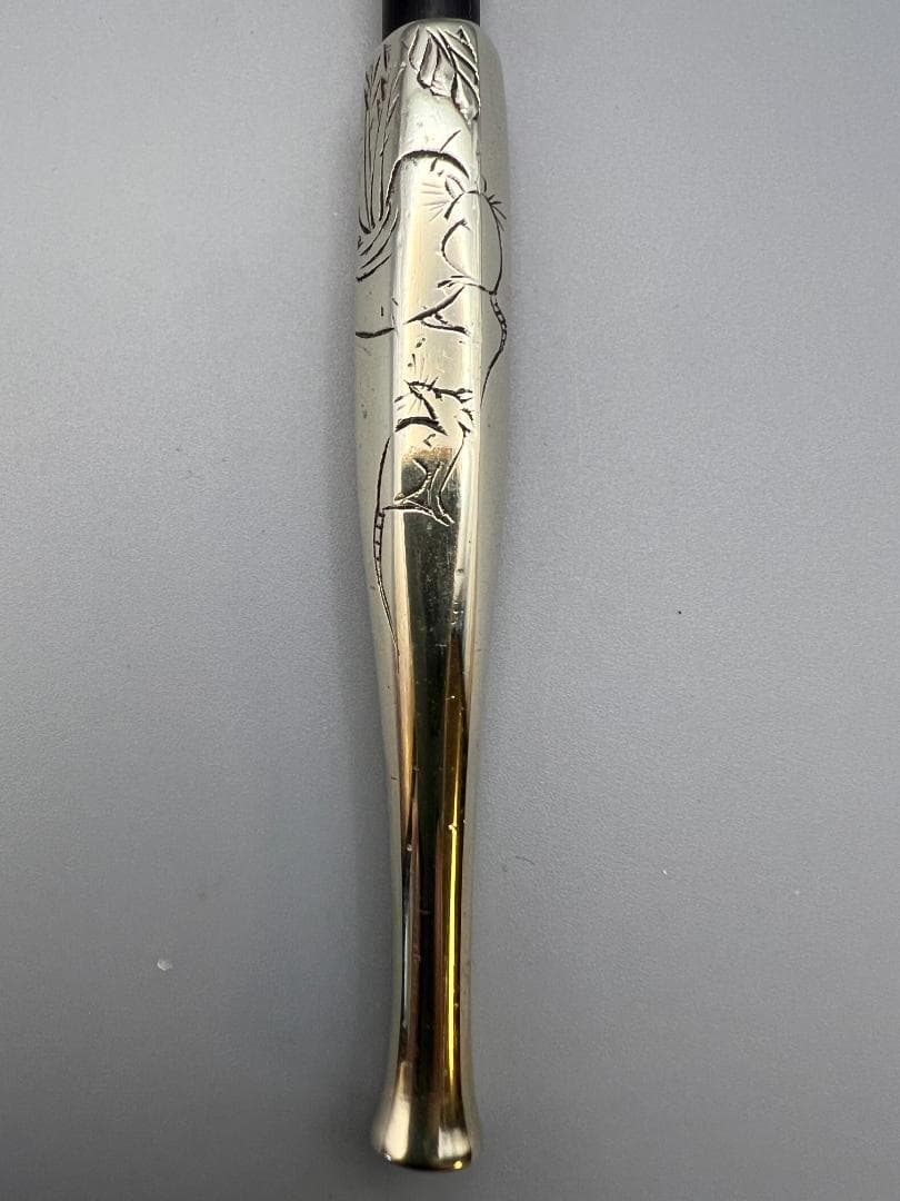 純銀　村田　六角煙管　キセル　かぶ食２匹鼠図　銀細工　アンティーク　重量約45g