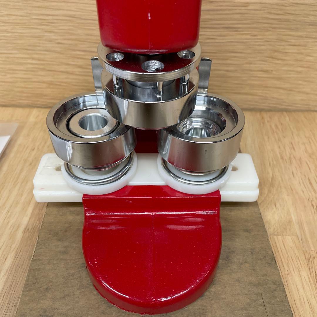 缶バッジマシン　缶バッジ製作マシーン　手動式　44mm 未使用