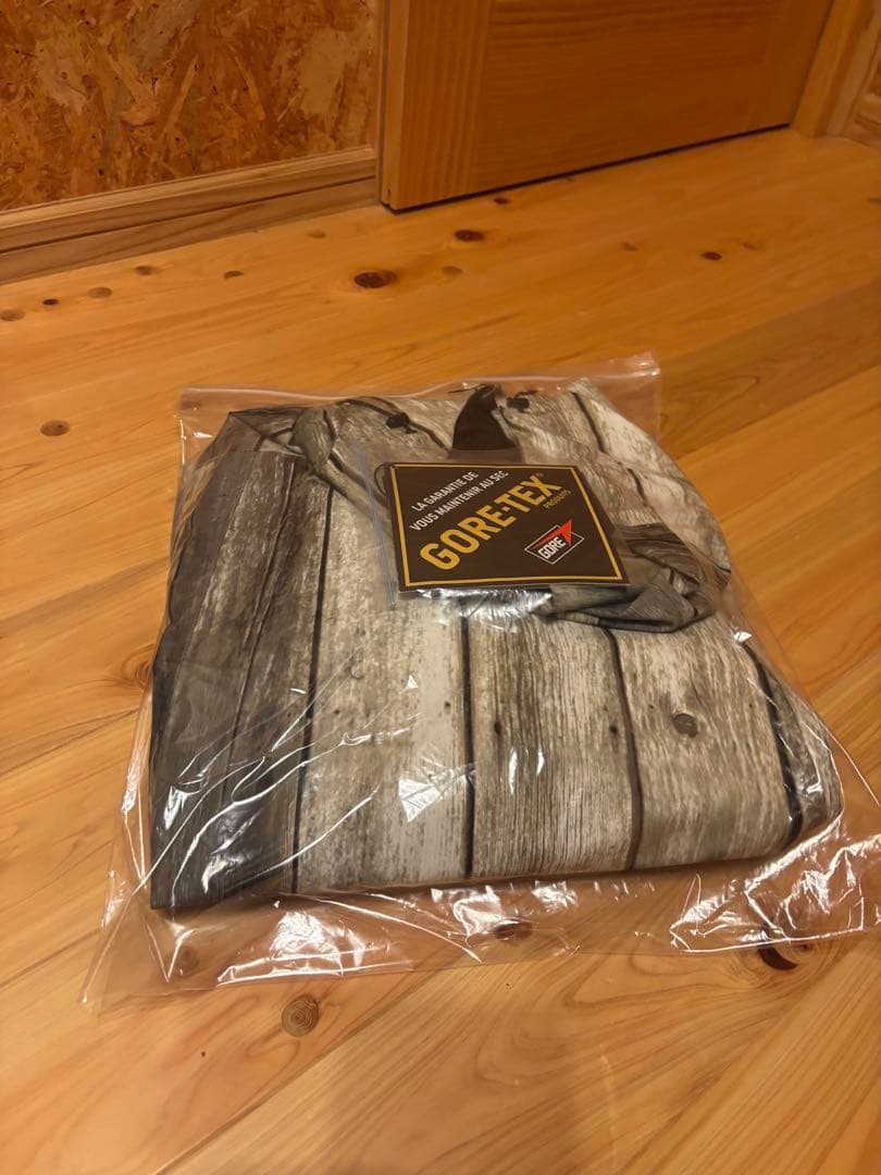 BURTON AK 2L CYCLIC JACKET GORE-TEX 木目柄