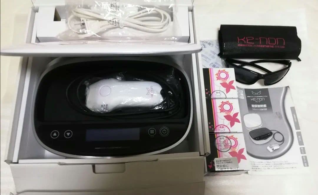 ケノン フラッシュ式脱毛器 Ver.7.2【カートリッジ4個付き】