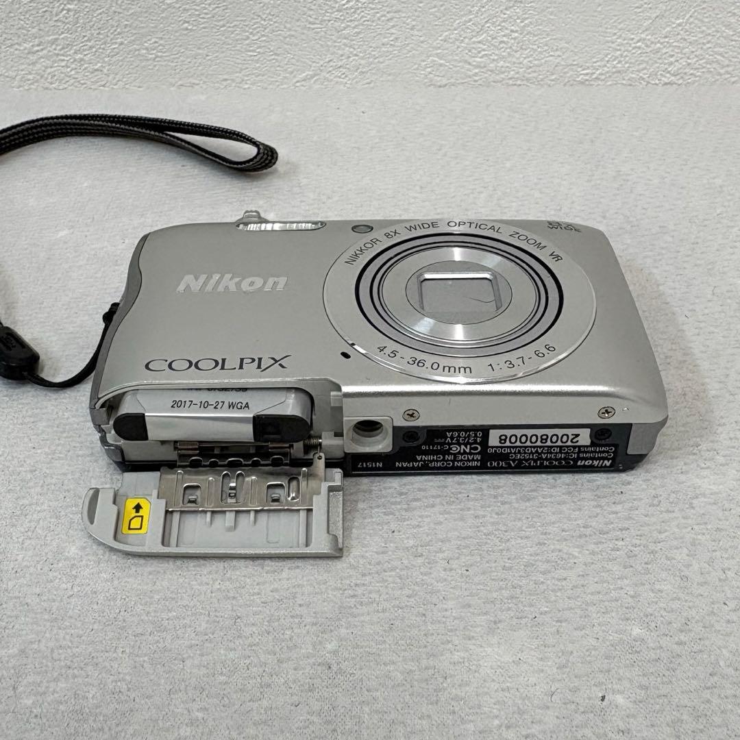 【美品稼動品】Nikon coolpix A300 ニコン　コンデジ　シルバー
