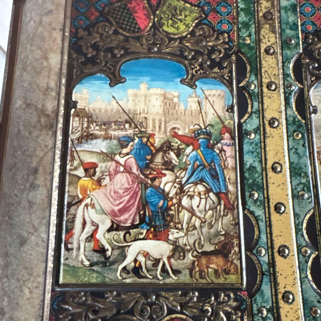 ヴィンテージ　大きなブリキ缶ボックス　素敵