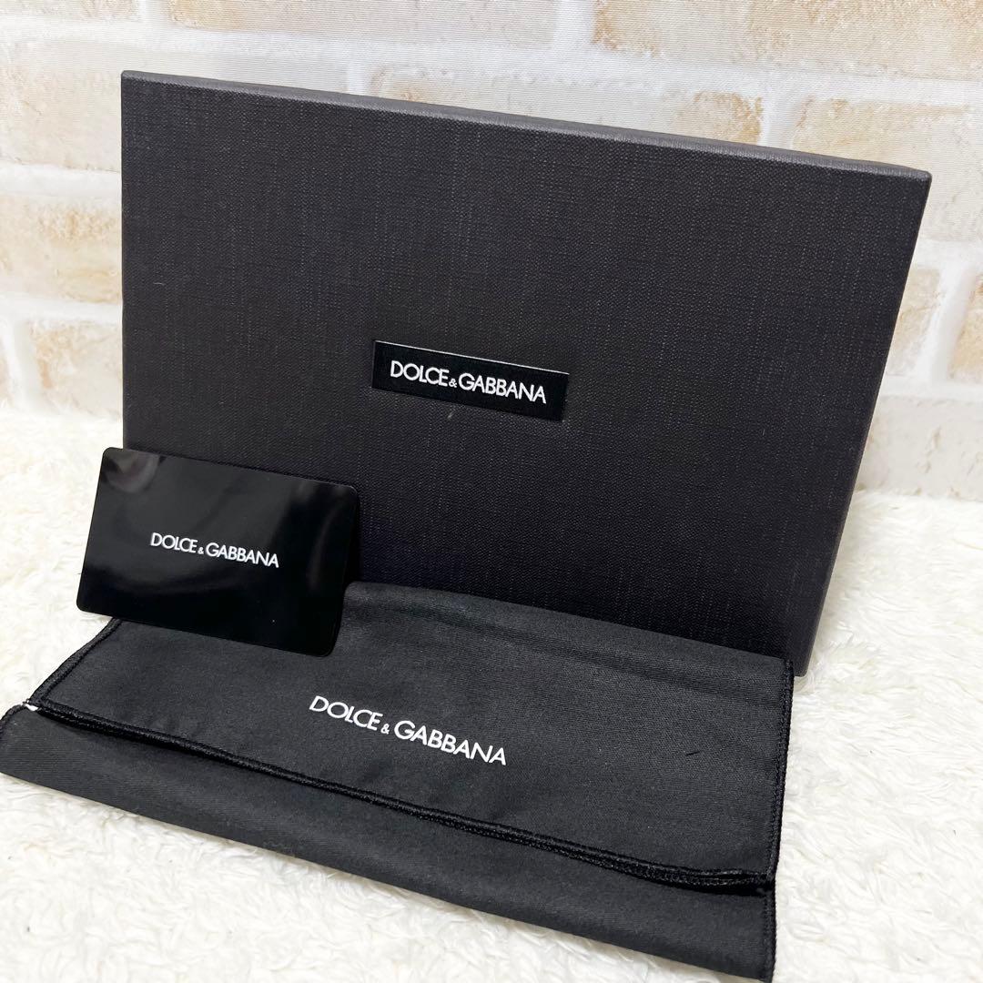 美品 ドルチェアンドガッパーナ 長財布 スタッズ DGロゴ ラウンドジップ