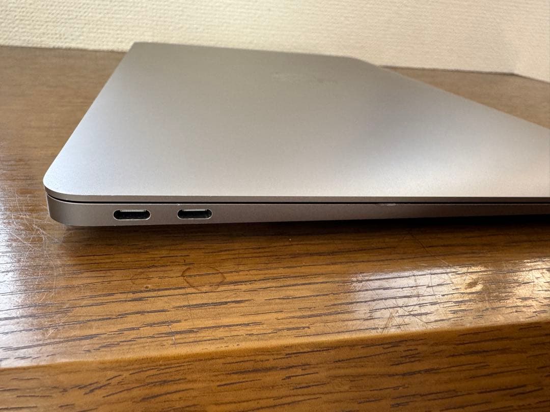 Apple MacBook Air (M1, 2020) 本体 512gb