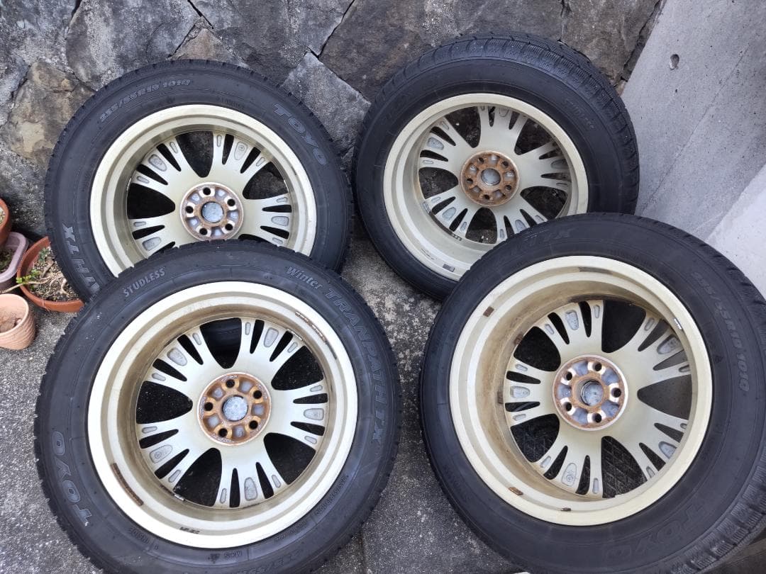 235/55R19 レクサスRX純正ホイル＋スタッドレスタイヤ