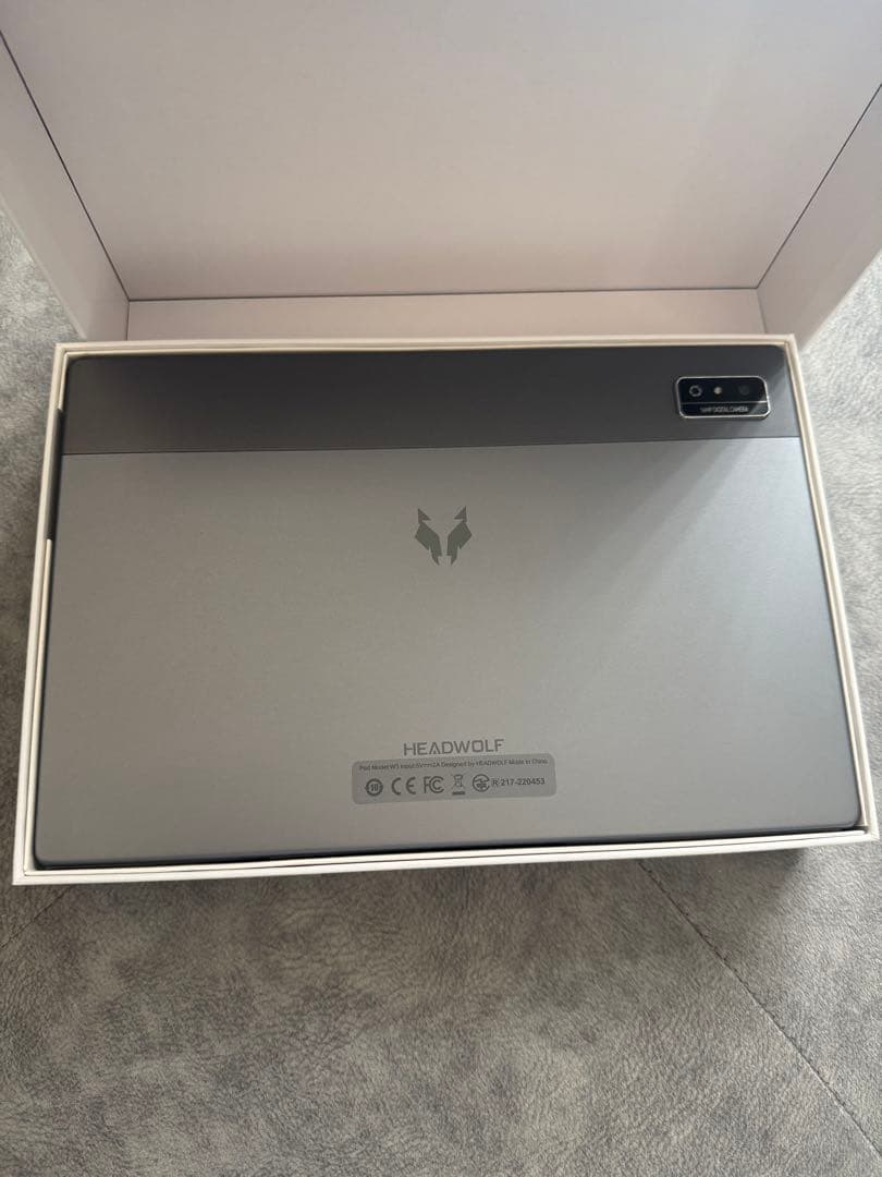 Androidタブレット本体　128GB 新品未使用　10インチ　simフリー