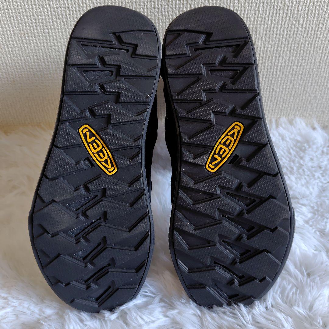 KEEN 防水スリップオン フッドゼラ ウォータープルーフ ウィンターブーツ