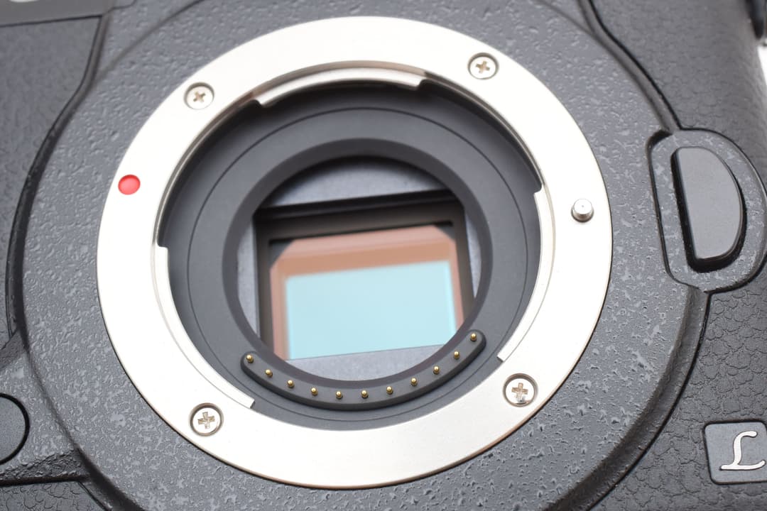 ■ ほぼ新品 ■ Panasonic LUMIX DC-GH5