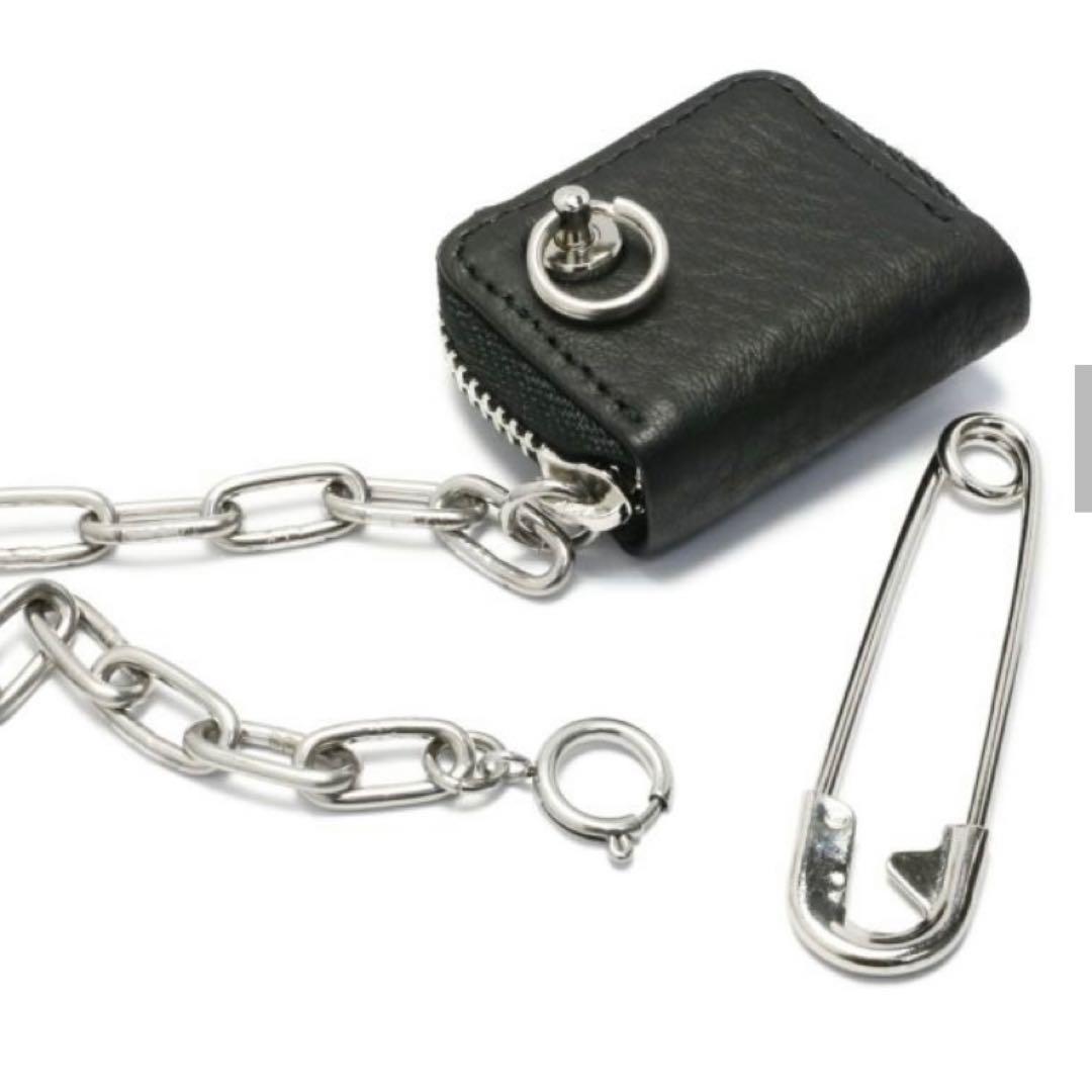 世界最小級のレザーウォレットチャーム　ブラックレザーケース チェーン付き