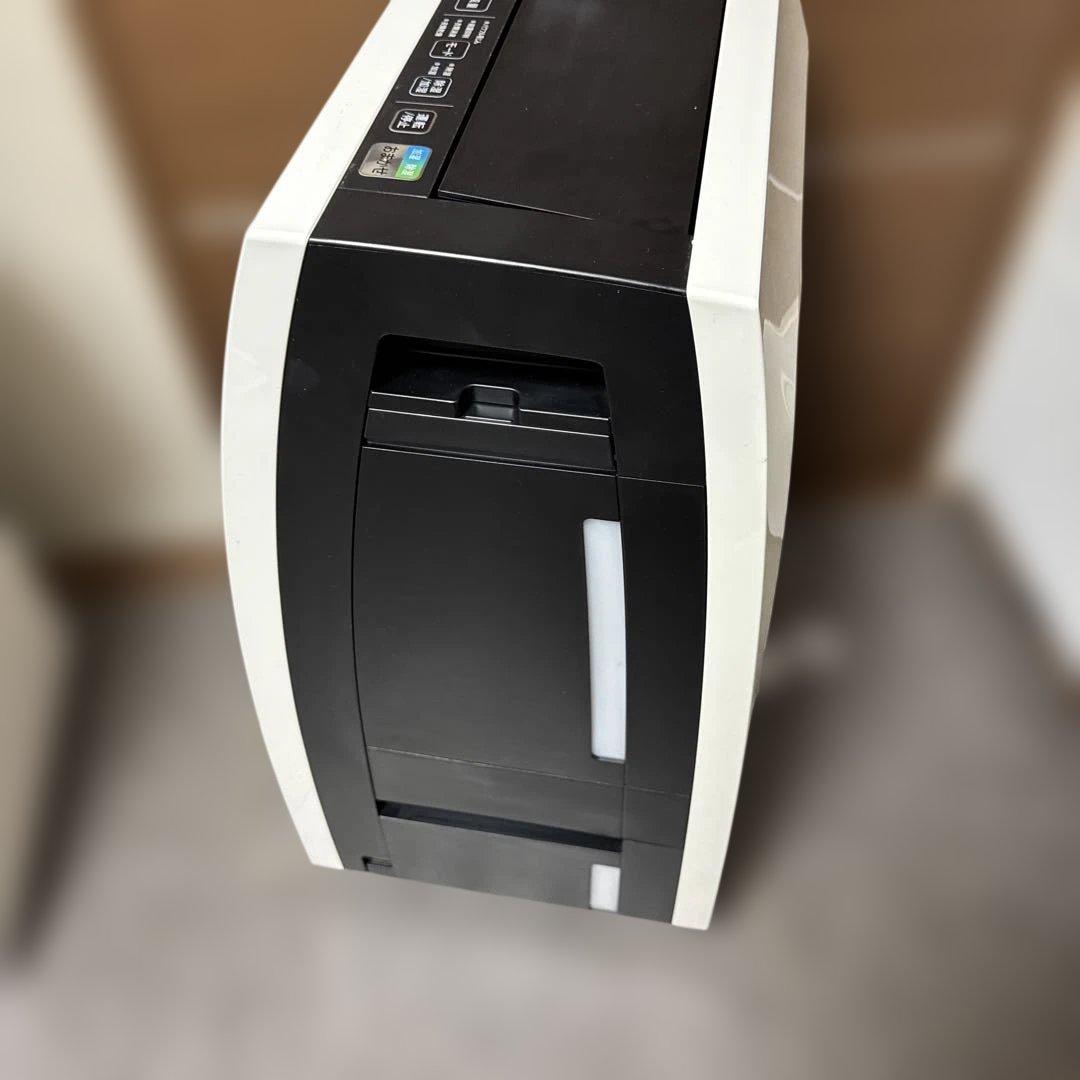 美品　SHARP KC-HD70 除加湿空気清浄機 ホワイト