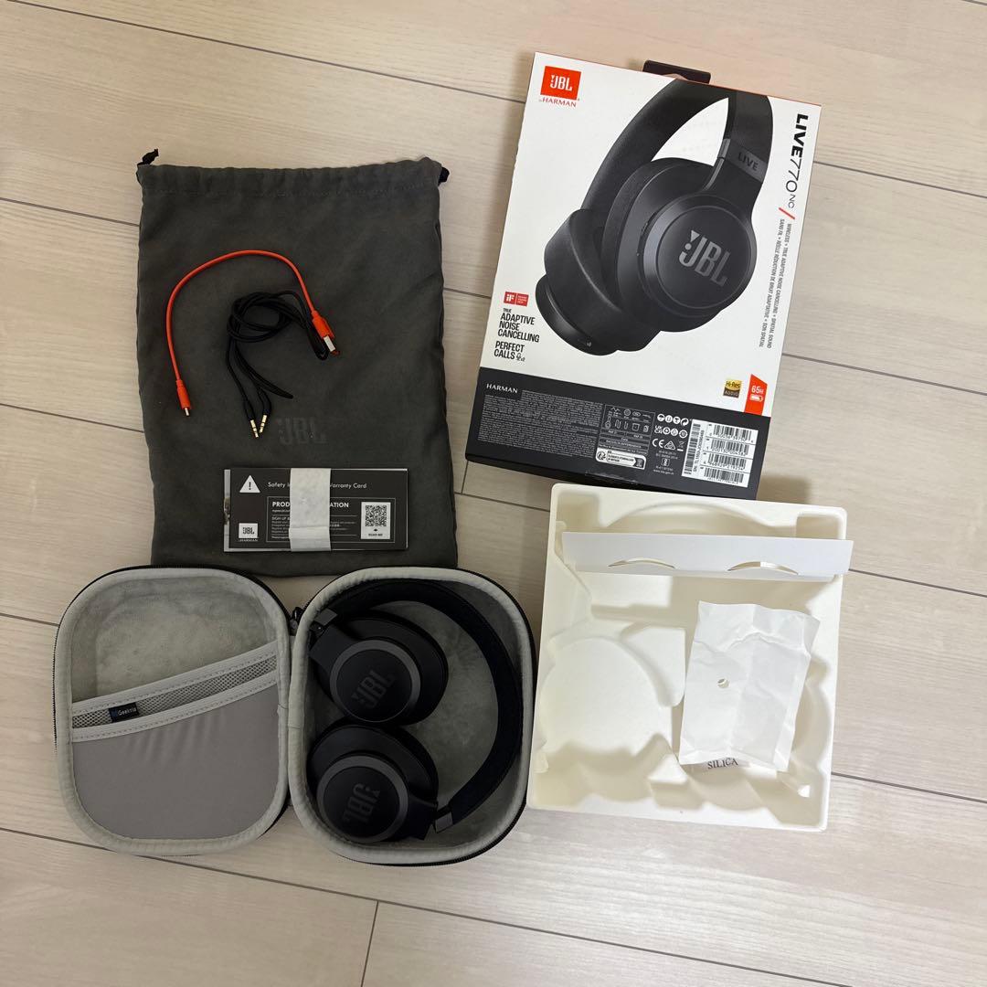 JBL LIVE 770NC ワイヤレスヘッドホン 非純正ハードケース付き