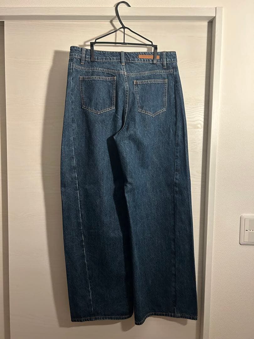 〈にゃんちゅう様〉ハイウエスト サイドシーム カーブデニムパンツ