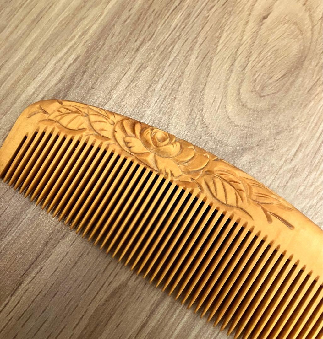 本日限定値下げ　辻忠商店　つげ櫛　彫解櫛　4寸5分　中歯　国産つげ　さつまつげ