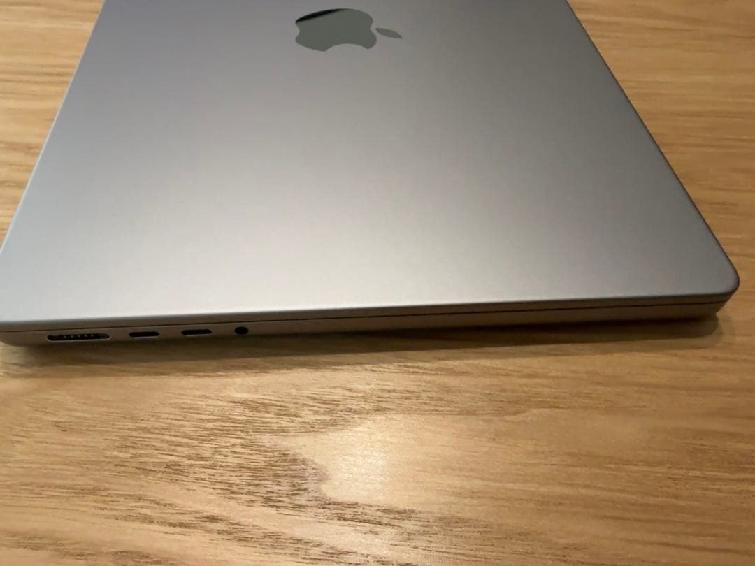 Macbook Pro M3 14インチ 2023 8GB 512GB