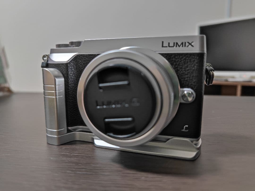 超美品(シャッタ数306回) LUMIX DMC-GX7MK2K