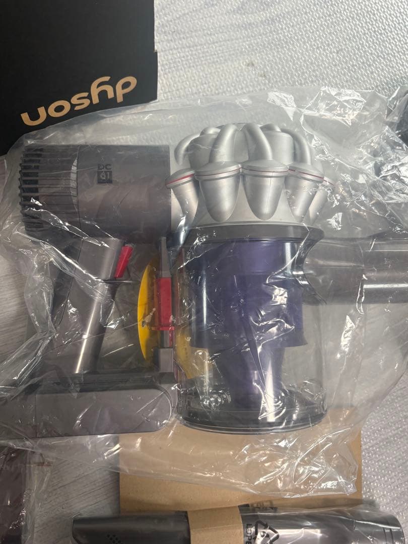新品未使用　ダイソン　DC61 モーターヘッド　dyson ハンディクリーナー