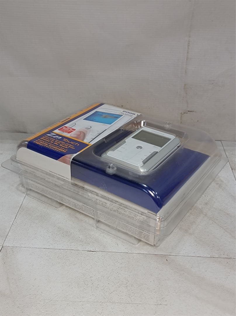 八6387【未使用品】 CREATIVEポータブルオーディオプレーヤー Zen