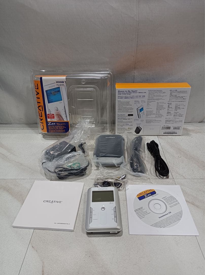 八6387【未使用品】 CREATIVEポータブルオーディオプレーヤー Zen