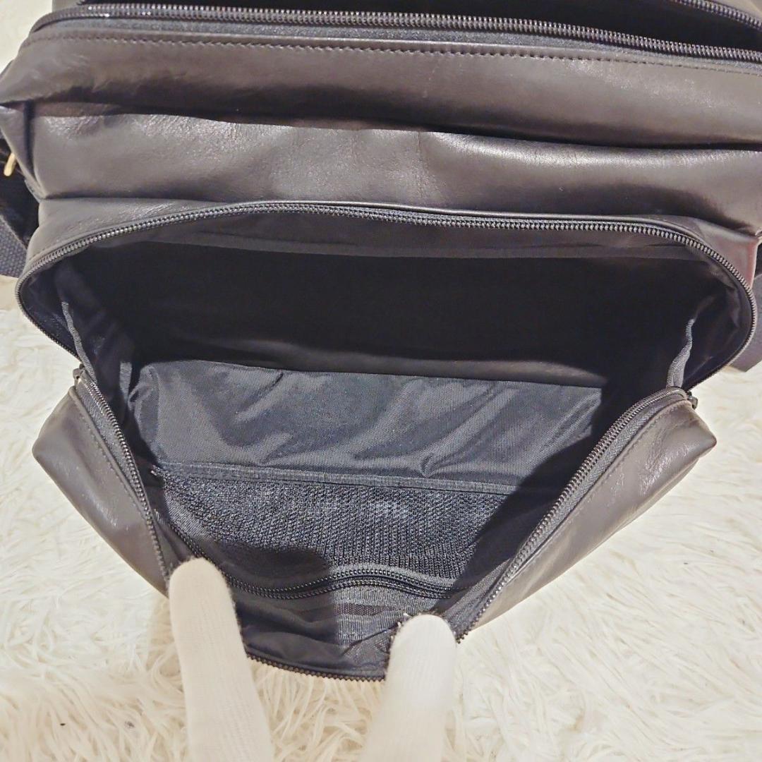 美品 アルティザン&アーティスト 本革 力メラバッグ GCAM-1000 日本製