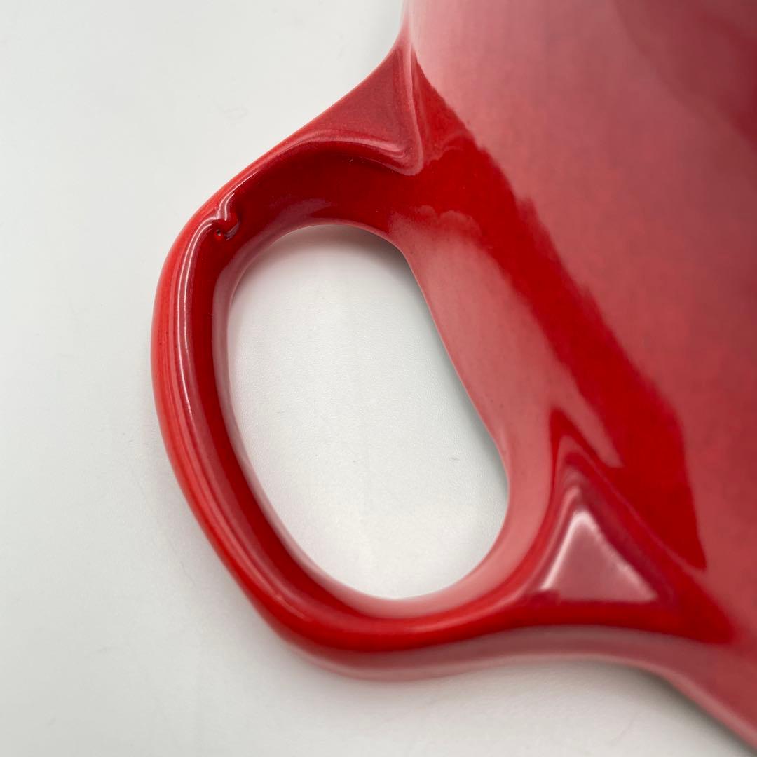 美品　LE CREUSET マルミット　22cm チェリーレッド 両手鍋
