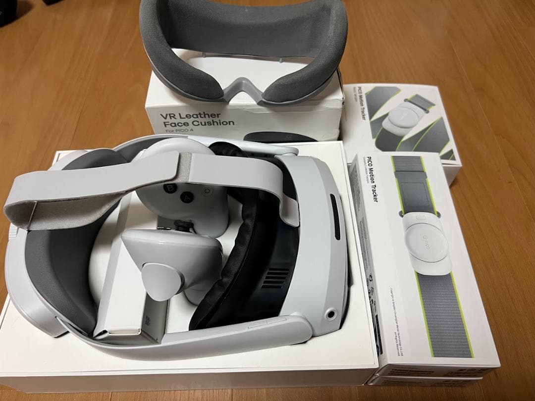 PICO 4 Ultra VR ＋ Motion Tracker 5点セット