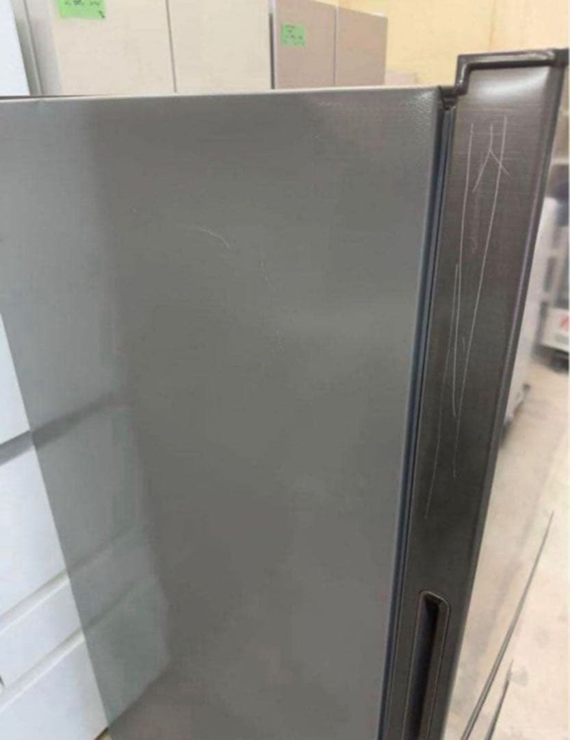 【高年式】 2023年式 282L Hisense 冷蔵庫 HR-D2802S