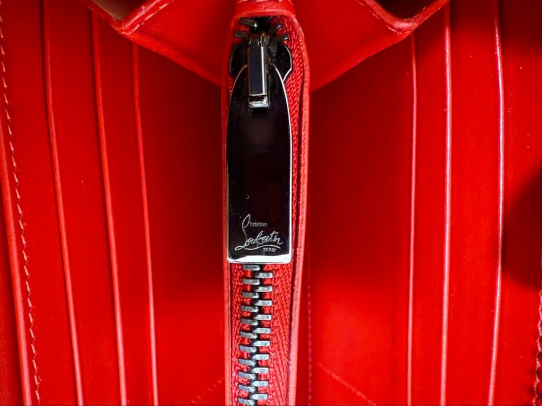 Christian Louboutin PANETTONE スタッズ 長財布