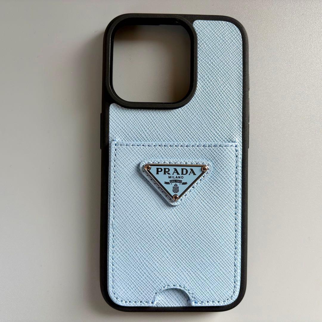 新品 未使用 PRADA プラダ iPhoneケース 15 Pro ロゴ 箱あり