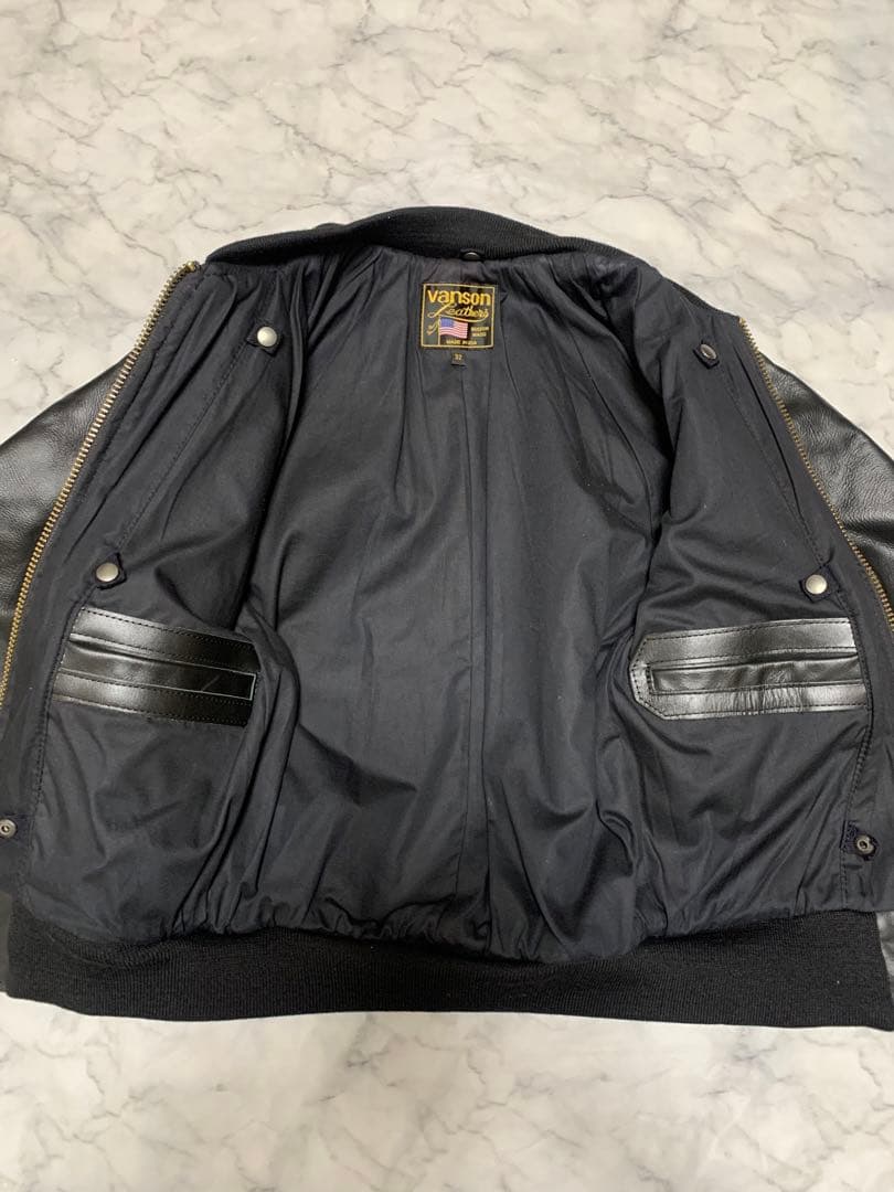 【美品】バンソン USA製 本革 レザージャケット ライダース 肉厚 TJ 32