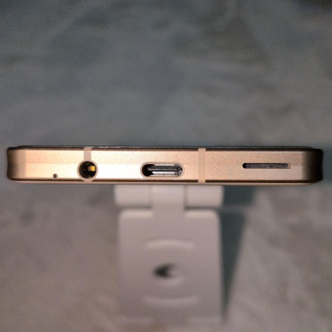 AQUOS docomo SH-54B ライトカッパー　64GB