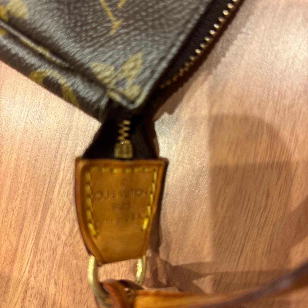 Louis Vuitton モノグラム ポーチ　レアなUSA製