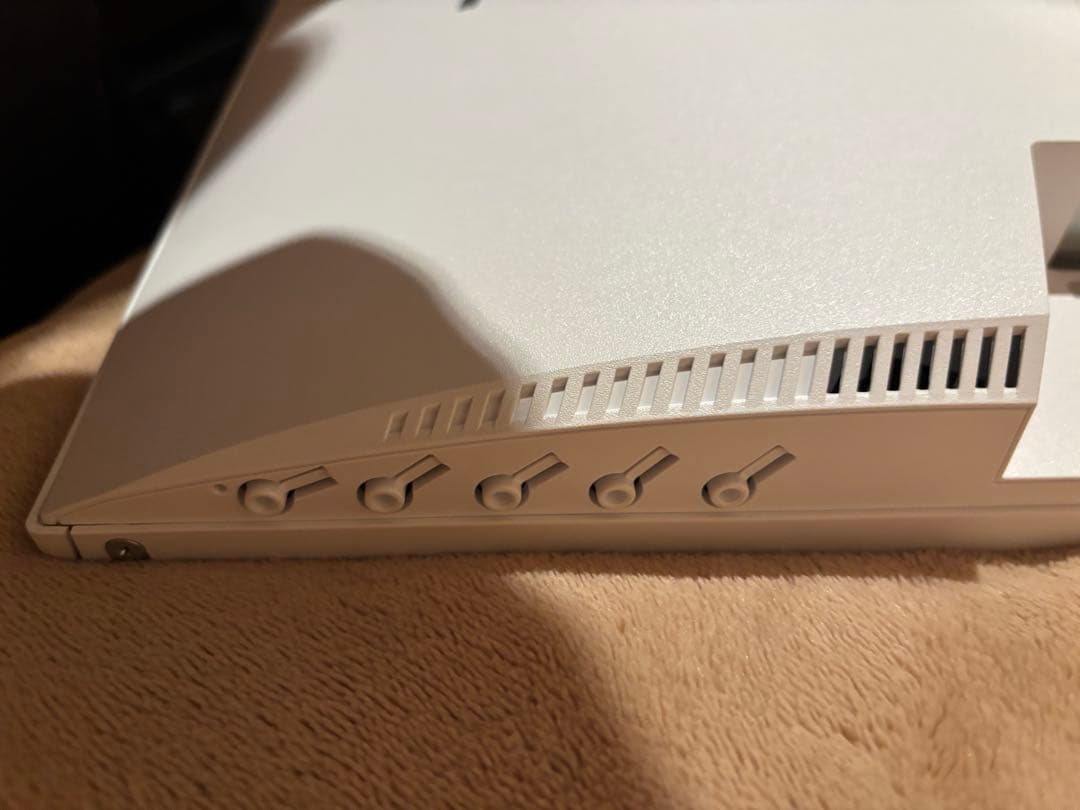 Pixio PX248 Wave White 23.8インチ　200Hz