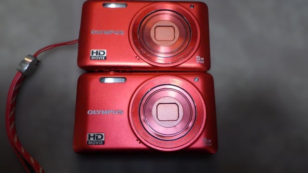 OLYMPUS VG-145 オリンパス　レッド 5倍ズーム デジタルカメラ2台